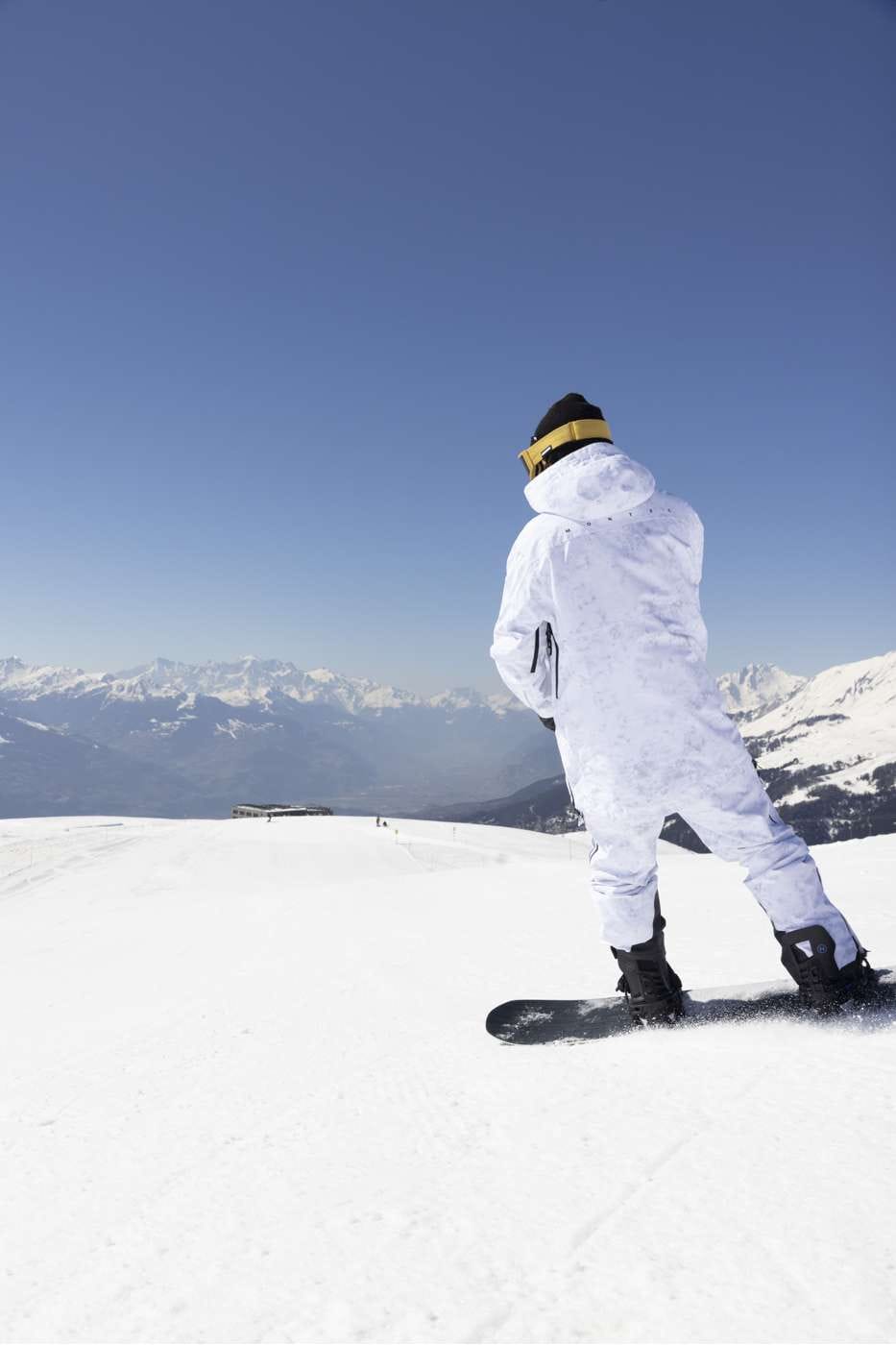 Play 2023 | Nidecker | USA Play 2023 Snowboards Nidecker Snowboards Premium Swiss