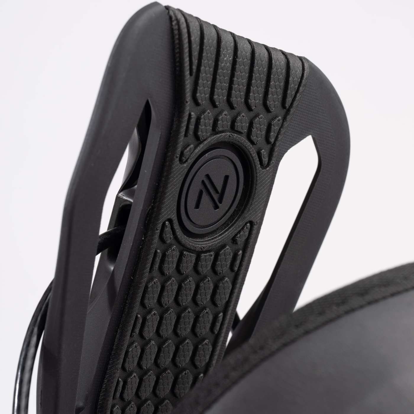 Flow Nexus 2026 | Nidecker | US Flow Nexus 2026 Bindings Nidecker Snowboards Premium Swiss