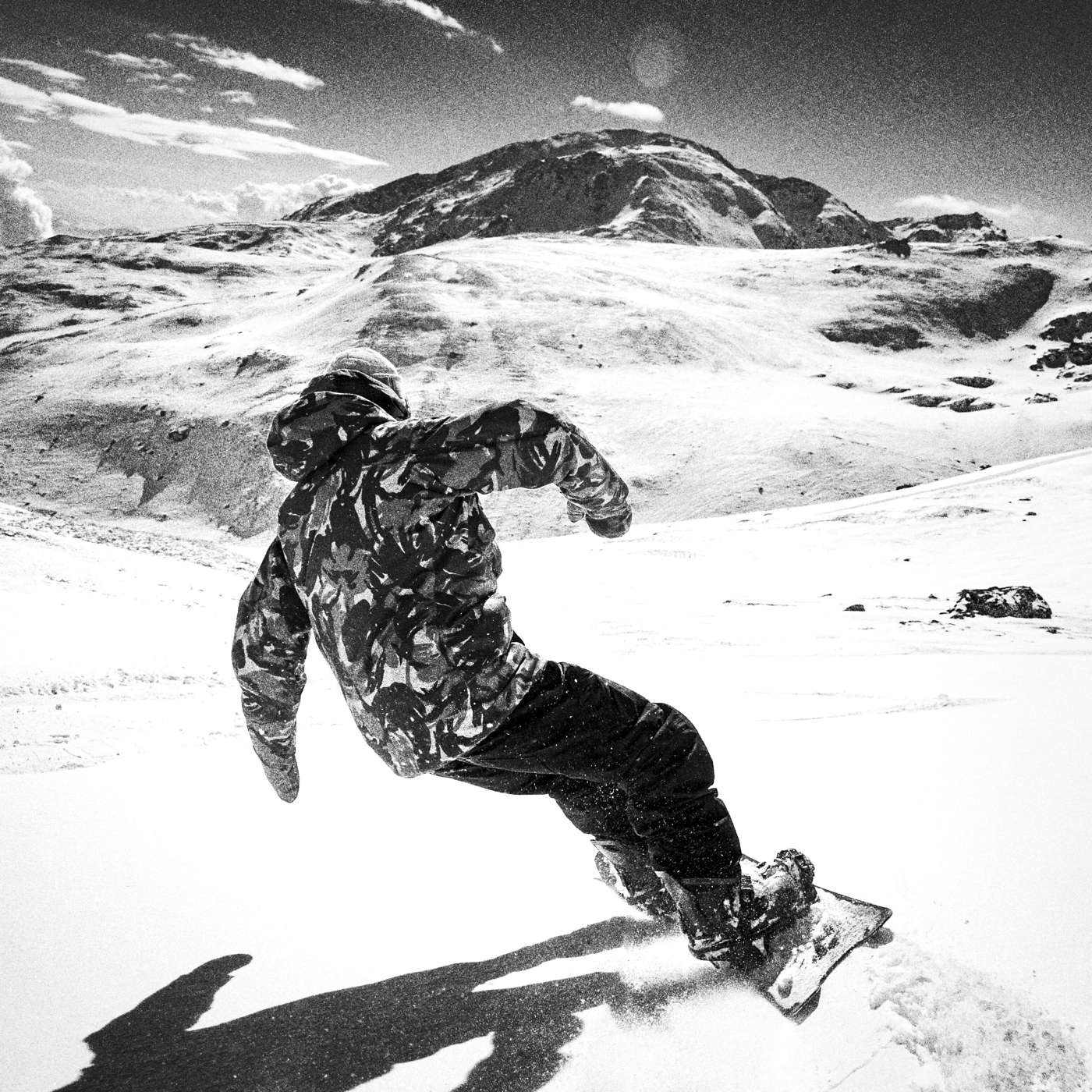 Mosquito 2026 | Turn The Tide | Nidecker | USA The Mosquito Snowboards Nidecker Snowboards Premium Swiss