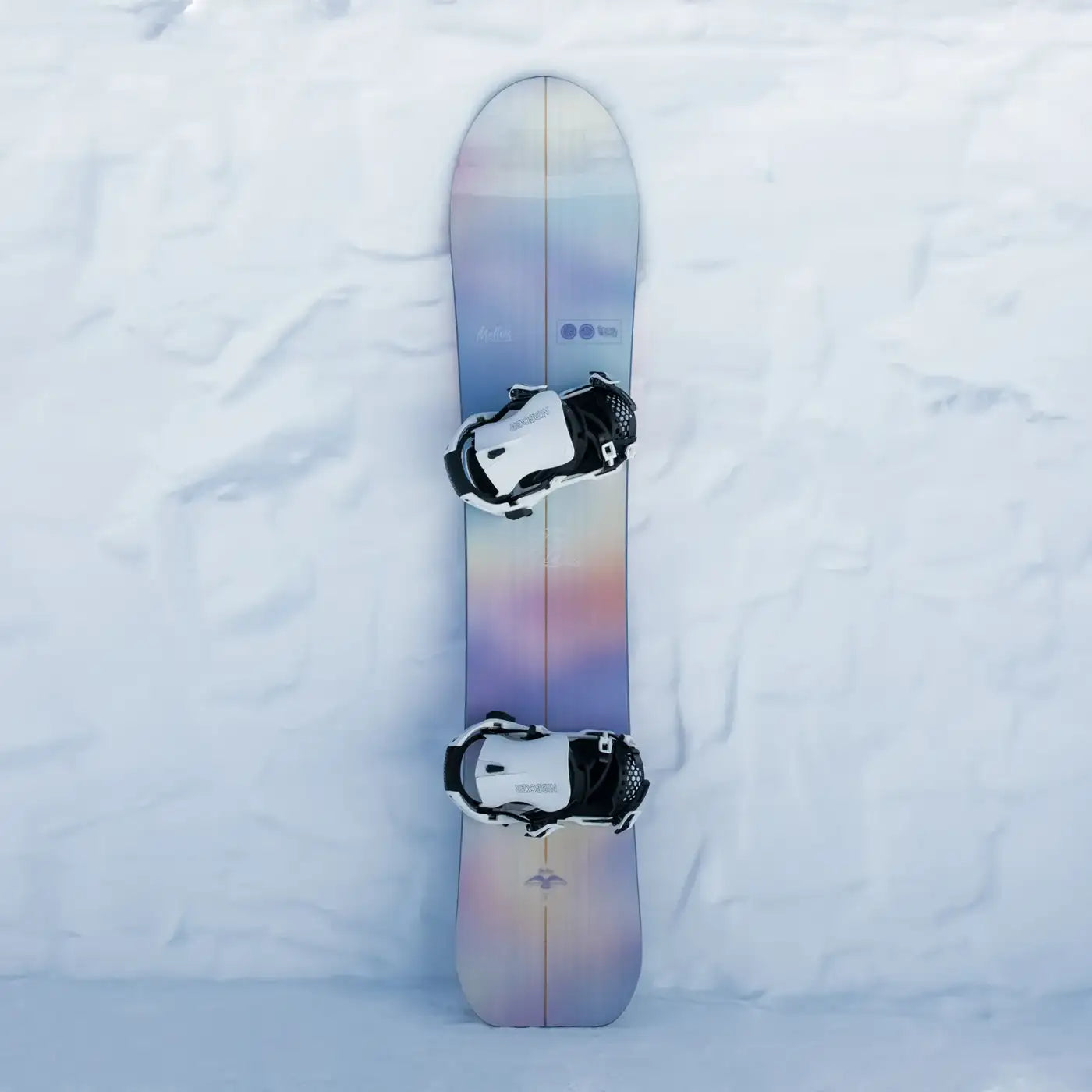 Mellow 2026 | Turn the Tide | Nidecker | US Mellow 2026 Snowboards Nidecker Snowboards Premium Swiss