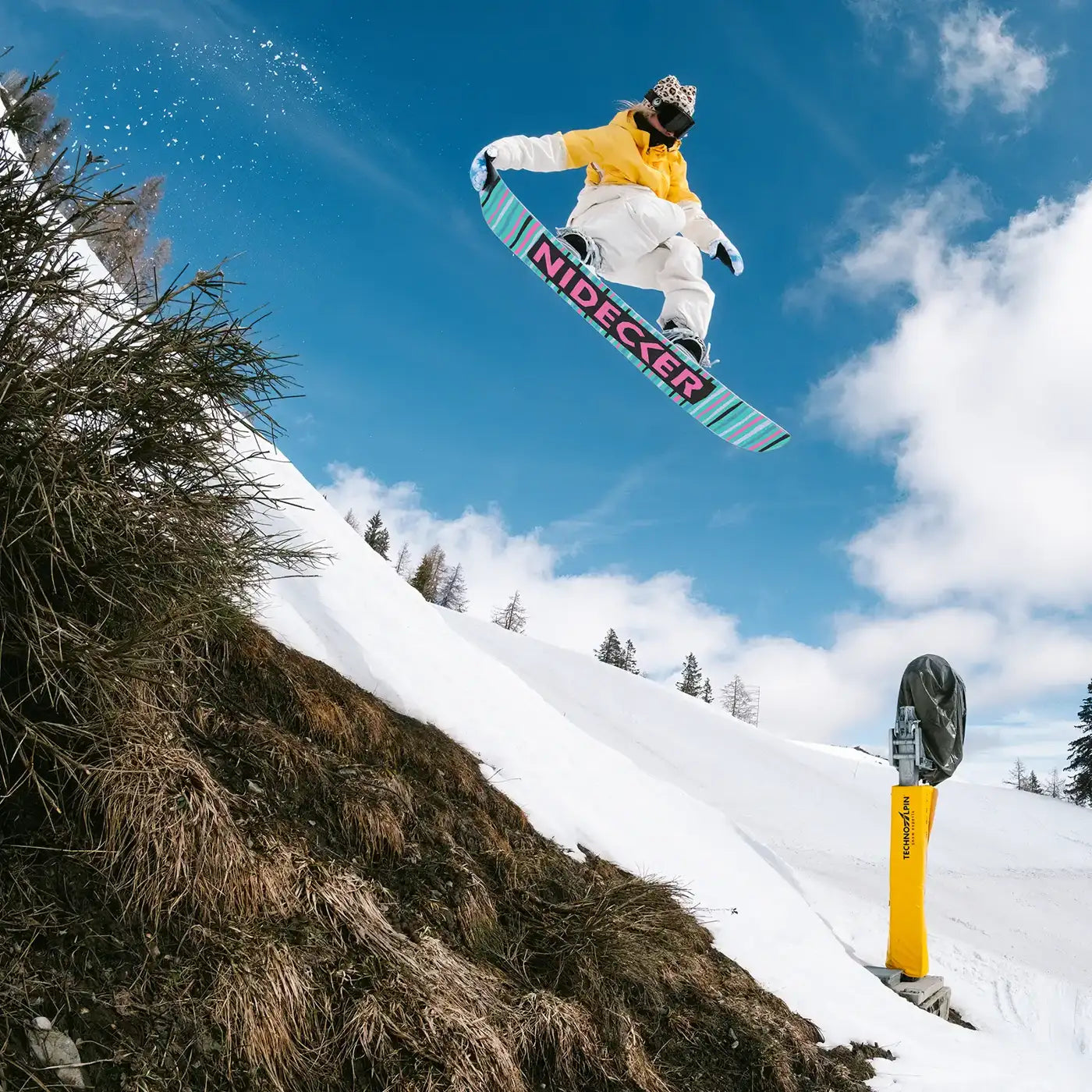 Cheat Code Women 2026 | Activate Easy Mode | Nidecker | USA Cheat Code Women Snowboards Nidecker Snowboards Premium Swiss