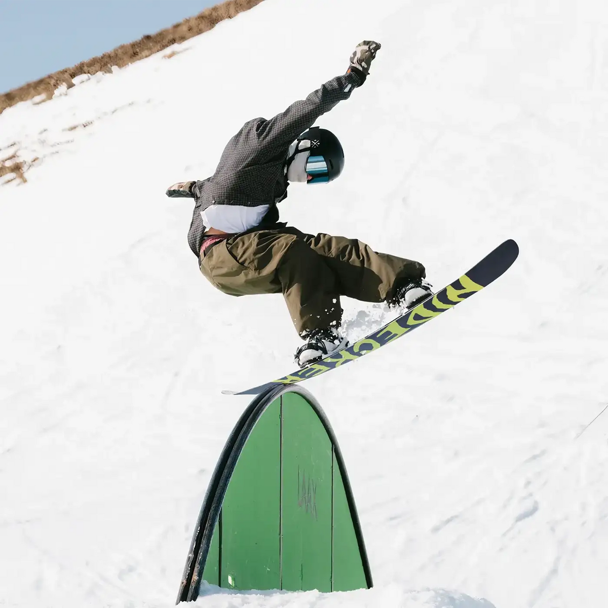 Sensor Youth 2027 Sensor Youth 2027 Snowboards Nidecker Snowboards Premium Swiss