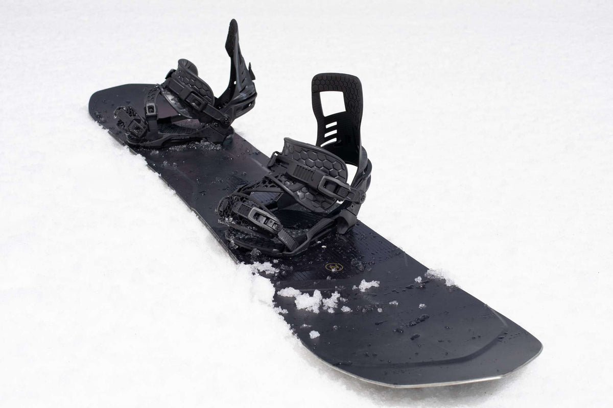 Megalight 2022 | Nidecker | USA Megalight 2022 Snowboards Nidecker Snowboards Premium Swiss