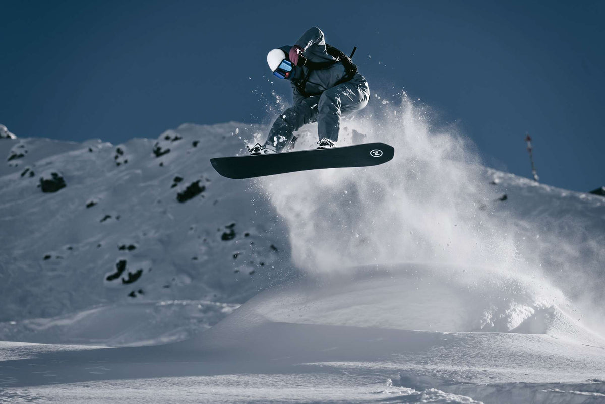 Megalight 2022 | Nidecker | USA Megalight 2022 Snowboards Nidecker Snowboards Premium Swiss
