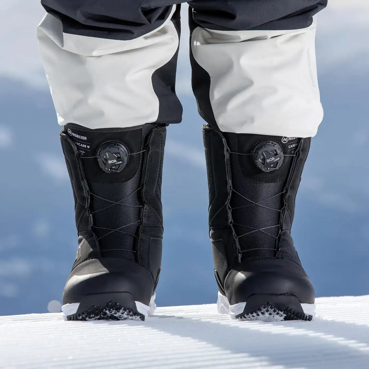 Cascade Women 2026 | Feet First | Nidecker | USA