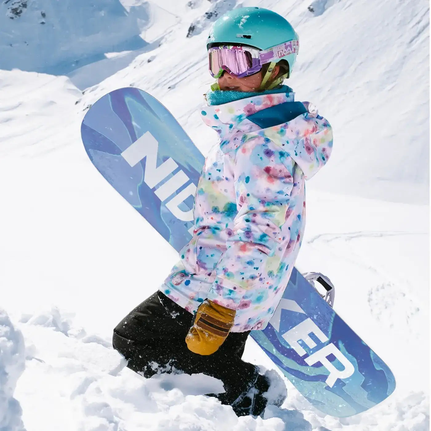 Cheat Code Youth 2027 Cheat Code Youth 2027 Snowboards Nidecker Snowboards Premium Swiss